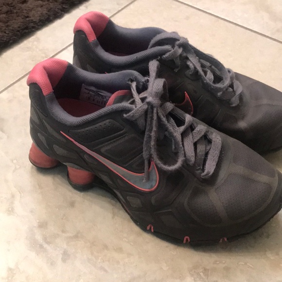 Nike women’s size 6 - Picture 1 of 4